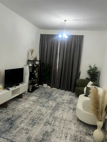 Sharing Available in 1 BHK Apartment