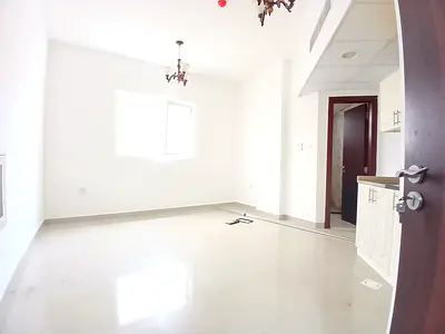 Lavish studio full family building near to school 21k