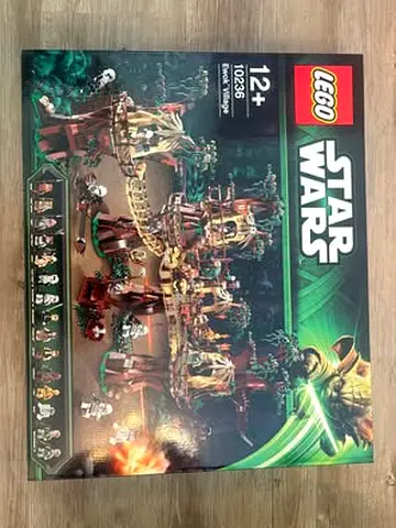 BRAND NEW RARE LEGO 10236 STAR WARS  EWOK VILLAGE