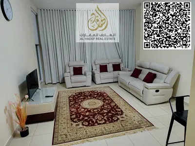 الشقة: غرفتين وصالة (مفروشة بالكامل)  المميزات: 3 حمامات + خزائن بالحائط  الحالة: فرش نظيف وتصميم عصري مريح تفاصيل العرض: