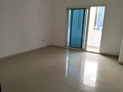 DUBAI SHARJAH BORDER AL NAHDA METRO NEAR F24 BUS AVAILABLE SINGLE