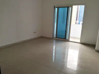 DUBAI SHARJAH BORDER AL NAHDA METRO NEAR F24 BUS AVAILABLE SINGLE