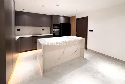 Luxury Upgraded | 3 bed + Study | Sea Views