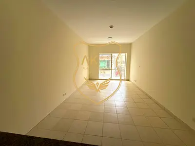 Central AC 1BHK Close To Metro For Family spacious apartment