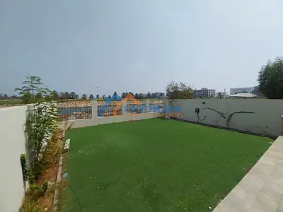 Upcoming spacious 3 bedrooms townhouse-lagoon view