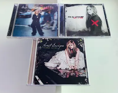 3 Avril Lavigne Music CD’s