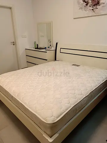 Modern White Bed with Mattress
