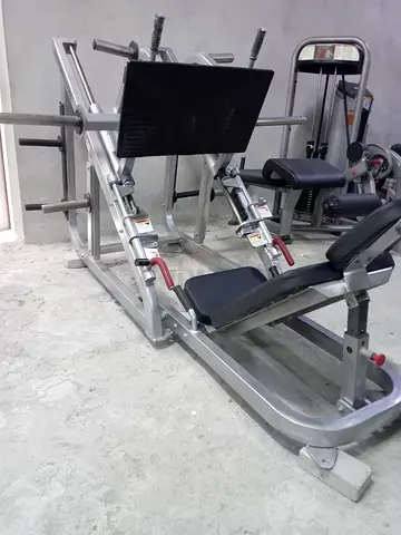 Body master leg press - 9000