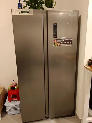 Side by Side Door Refrigerator in very Good Condition