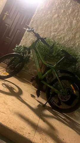 Green sports bicycle – in excellent condition