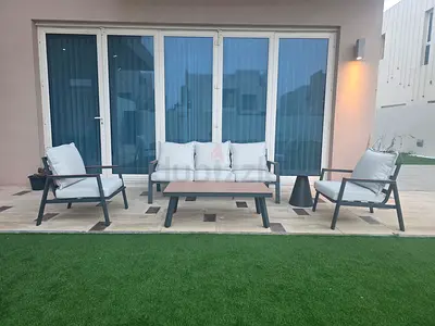 Premium Outdoor Garden Sofa Set – Excellent Condition