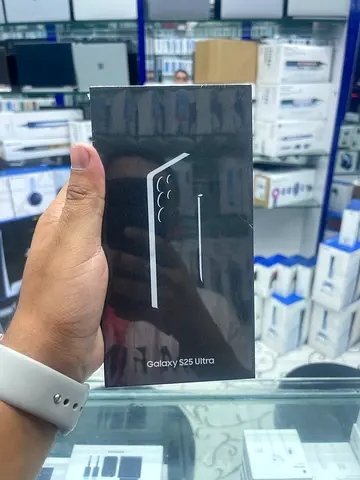 Samsung S25 Ultra 256GB Dual Sim Brand New TDRA