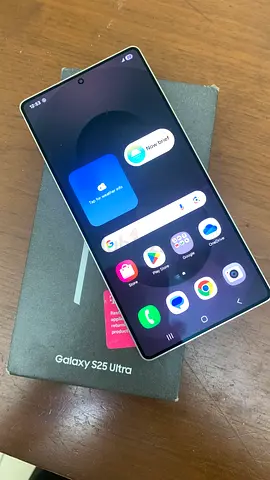 Samsung Galaxy S25 ultra ( Box)