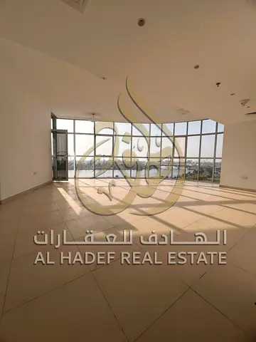 عرض مميز شقه اطلاله بحريه روعه مع 2 باركن وتصديق العقد مجانا وكمان شهر مجاني وصيانة بالكامل على المالك