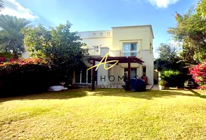 RARE VILLA | SINGLE ROW | PARK VIEW