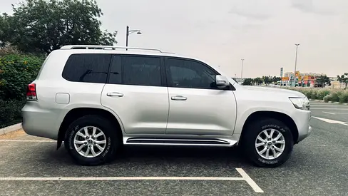 صورة 4 لـ 2018 Toyota LAND CRUISER