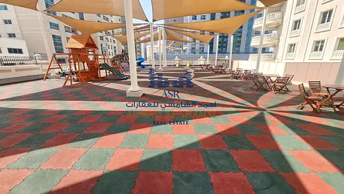 Chiller Free || Sea View || Luxurious || 4BHK + Maid || 3 Balconies || Gym, Pool, Play Area || Available On Very Prime Location
