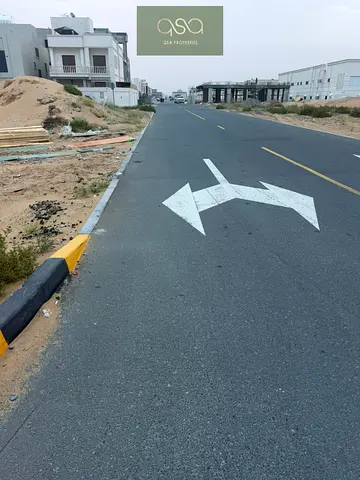 Don't miss this opportunity! A prime plot of land at an excellent and unbelievable price in a strategic location near Sheikh Mohammed Bin Zayed Road.