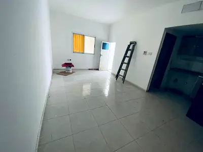 مقابل مستشفى ثومبي