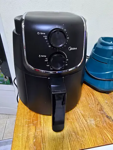 New Midea air fryer for sale