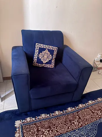 Single seater sofa urgent sale