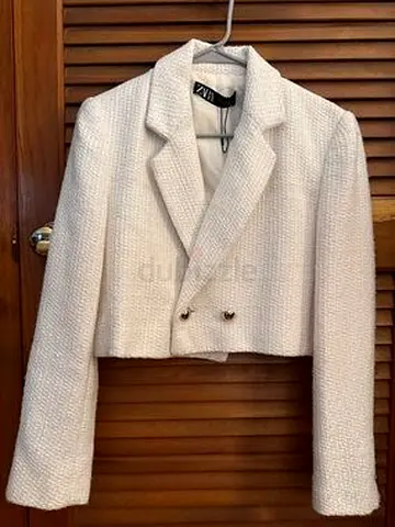 Elegant Cropped White Jacket
