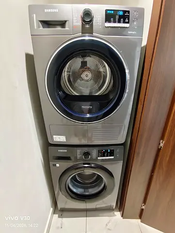 Samsung 8kg Saprat washer dryer sat digital invtar latest version 60cm