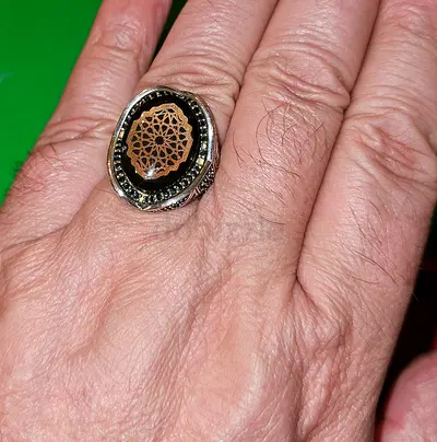 Elegant silver ring for men