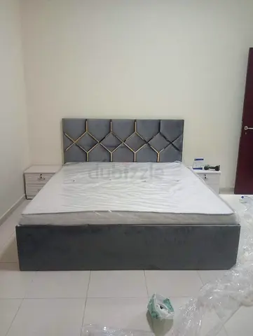 Wood Family Bed New design Queen Size No mattress