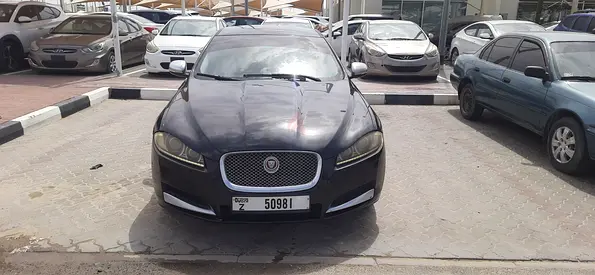 Jaguar XF 2014 | Luxury Sedan | GCC | Good Condition | Urgent Sale