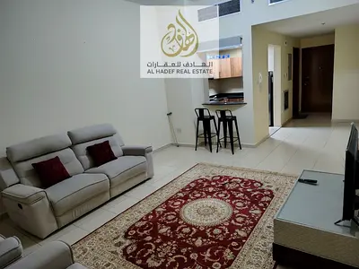 For annual rent in Ajman - Al Rashidiya 3: A two-bedroom apartment with a living room in a prime location