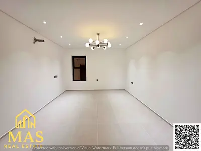 عرض حصري | فيلا 3 طوابق + استراحة سطح في الحليو 1 | بسعر مميز شامل الرسوم والكهرباء 🔥