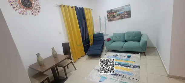 غرفة وصالة ثاني ساكن بحالة ممتازة، تشطيب نظيف وجاهزة للسكن فورًا، تقع في النعيمية 1 خلف مستشفى ثومبي في موقع استراتيجي قريب جدًا من جميع الخدمات الحيو