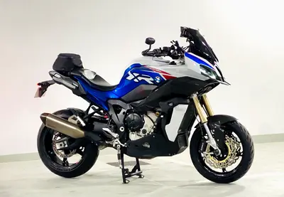 GCC // 2021 // BMW S1000XR - M Package with Carbon pack