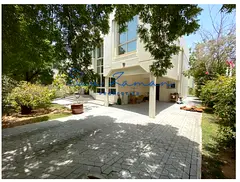 UPGRADED INDEPENDENT VILLA 4BR+MAIDS PRIVATE GARDEN POOL