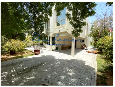 UPGRADED INDEPENDENT VILLA 4BR+MAIDS PRIVATE GARDEN POOL