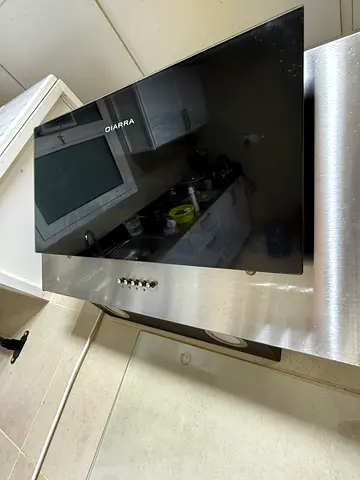 Ciarrá wall-mounted kitchen chimney hood ..