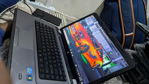 HP i5 8gb/250gb in 240