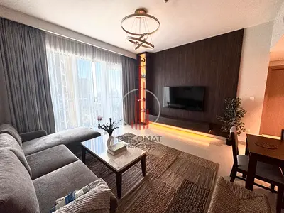 Elegant Furnished 1BR| Stunning Partial Creek & Marina View |Prime Location| VACANT