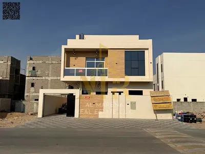فيلا من المالك مباشر تشطيب شخصي ع  شارع رئيسي قريب جميع الخدمات تملك حر لجميع الجنسيات وبدون دفعة مقدمة في أرقي مناطق عجمان..