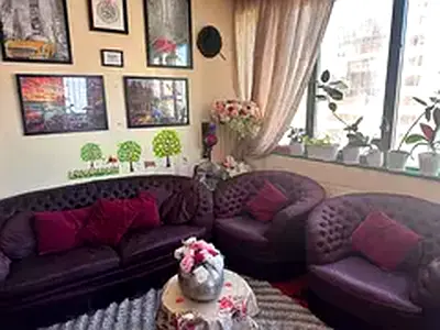 Stylish Maroon Sofa (3+1+1) in Hamdan Street