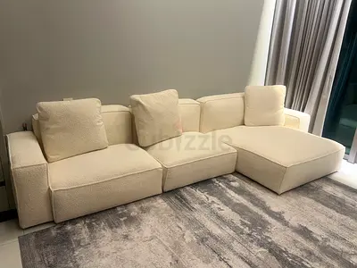 Cream bouclé 3-seater sectional sofa with right chaise