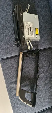 OEM car head unit (CD player) with dashboard trim - tested