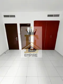 SPACIOUS BRIGHT APPARTMENT//MASTER ROOM NICE WARDROBE// FAMILY BULIDING//FREE GYM &amp; POOL//EASY C