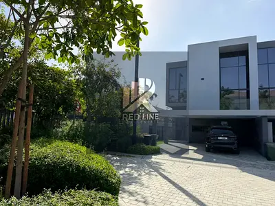 فرصة مميزة للسكن في مجتمع راقٍ بمنطقة مسار روبينيا، قريب من جميع الخدمات والمرافق.