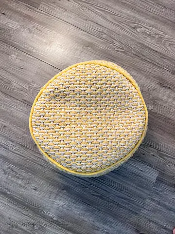 Pouf / footstool