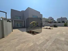 6BR Villa - Ideal for Family / For Sale