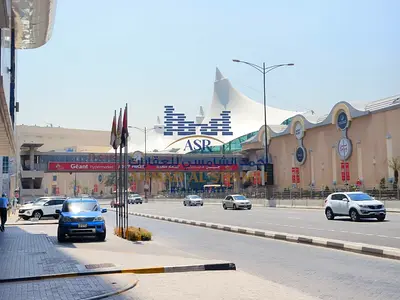 Hot Offer || Spacious Studio With Wardrobes || Close To RTA Bus Stop || Ready To Move