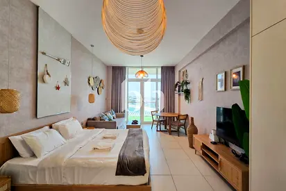 Exclusive | Vacant | Furnished