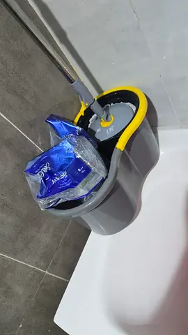 My Spin Mop  Bucket Set with Extra Pads
